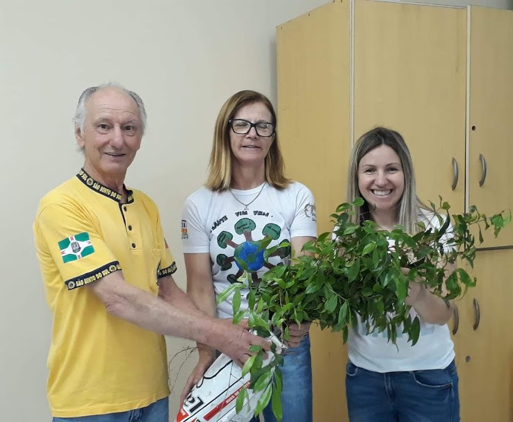 Lions Clube de São Bento do Sul realiza campanha do Meio Ambiente